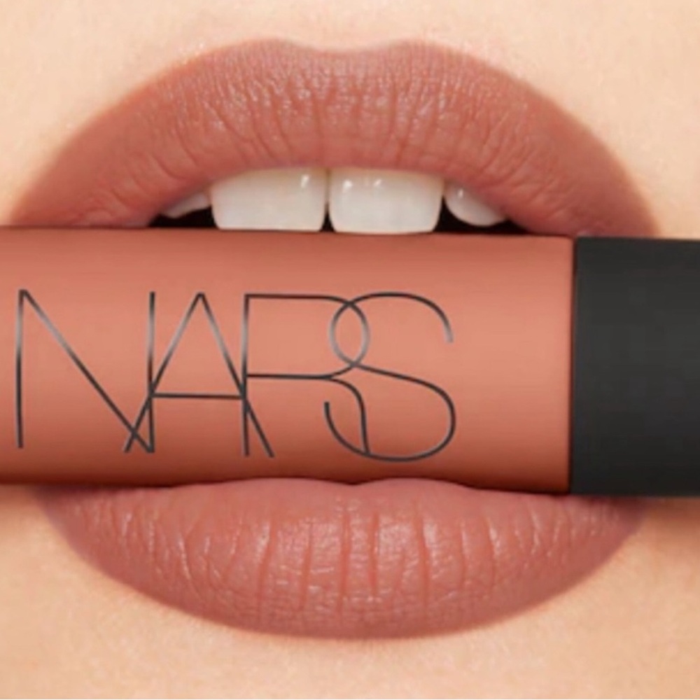 SURRENDER- NARS Air Matte Lip Color